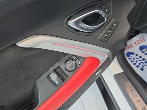 Used 2020 Chevrolet Camaro ZL1 RWD image 17