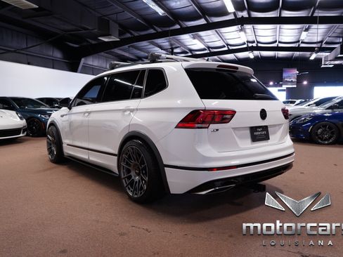 Used 2021 Volkswagen Tiguan SE R-Line FWD image 5