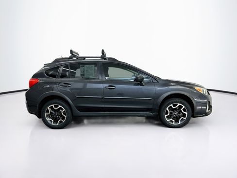 Used 2016 Subaru Crosstrek 2.0i Premium w/ Popular Package #1 AWD/4WD image 10