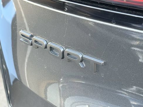Used 2025 Land Rover Range Rover Sport Dynamic SE AWD/4WD image 7