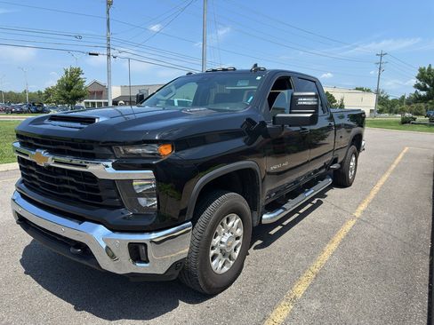 Used 2025 Chevrolet Silverado 3500 LT w/ All Star Edition AWD/4WD image 8