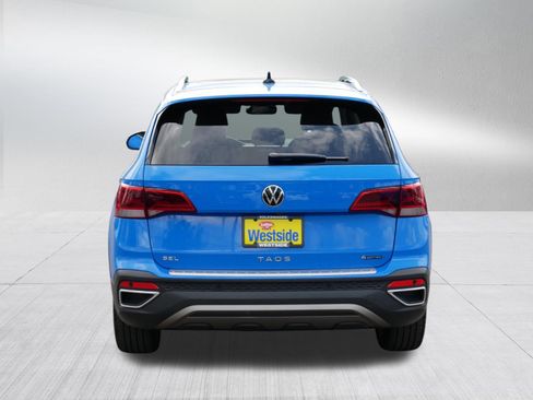 Certified 2022 Volkswagen Taos SEL w/ Panoramic Sunroof Package AWD/4WD image 7