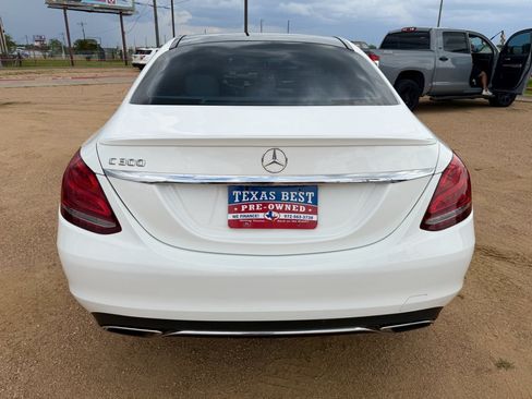 Used 2016 Mercedes-Benz C 300 Sedan image 8