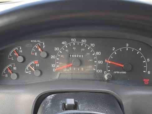 Used 2001 Ford F250 XL AWD/4WD image 21