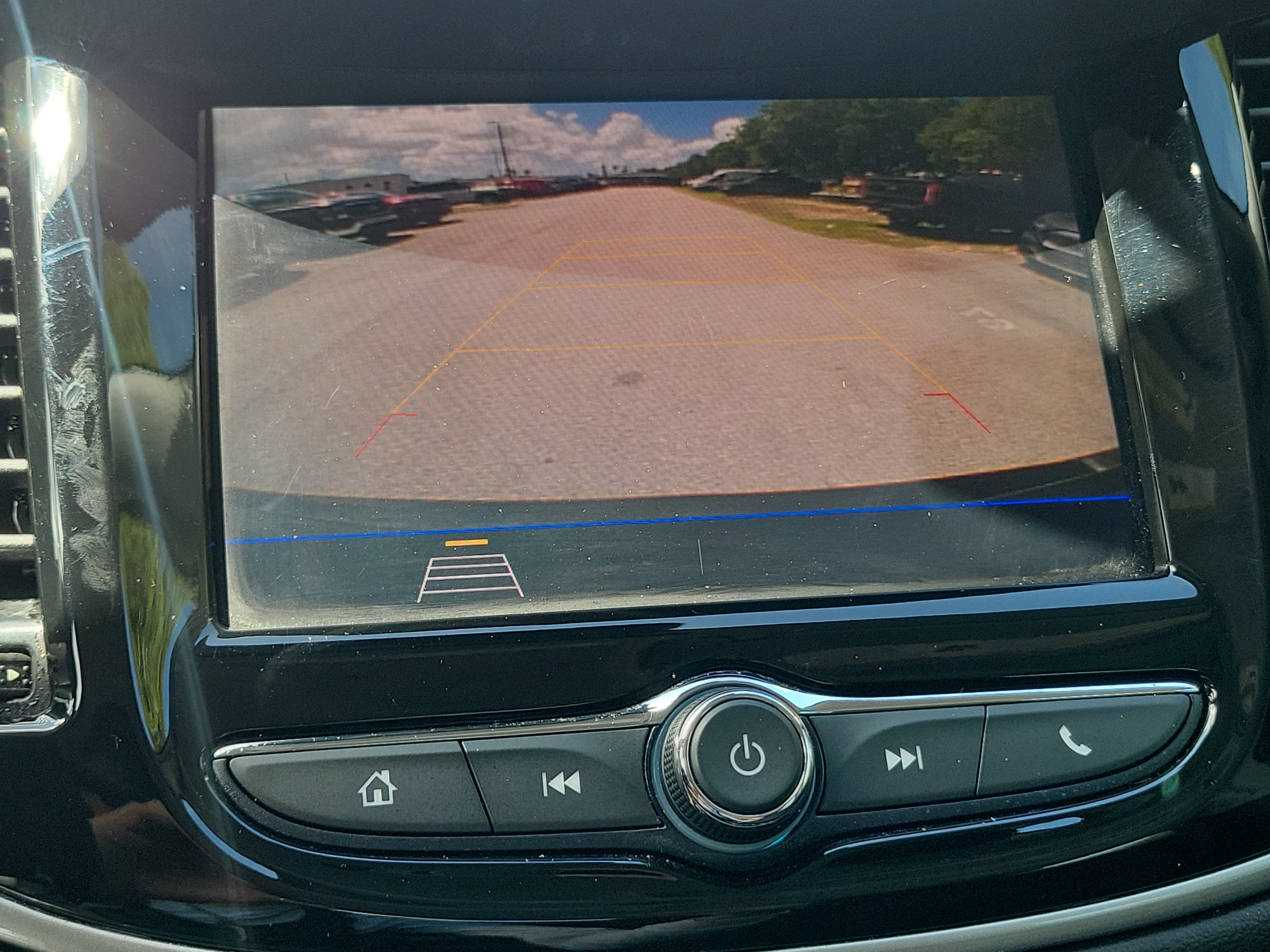 Used 2020 Chevrolet Trax LS FWD image 10