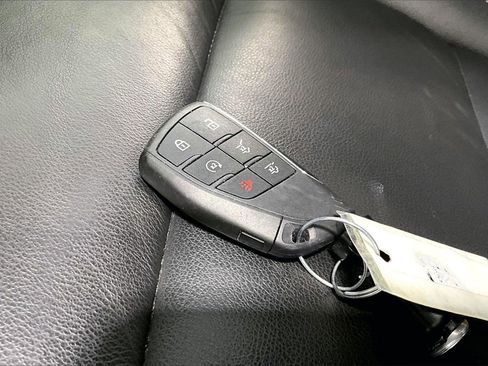 Used 2025 Chevrolet Tahoe LT image 11