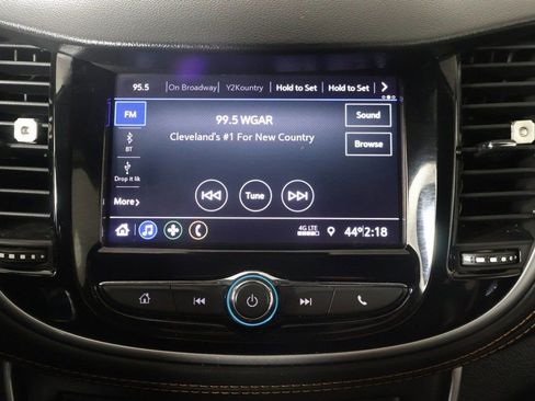 Used 2020 Chevrolet Trax LT w/ Driver Confidence Package image 38