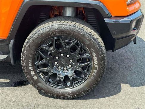 Certified 2024 GMC Hummer EV 2X image 10