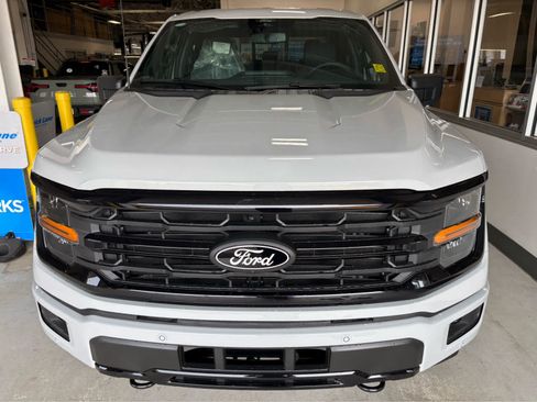 New 2026 Ford F150 XLT w/ Equipment Group 302A MID AWD/4WD image 3