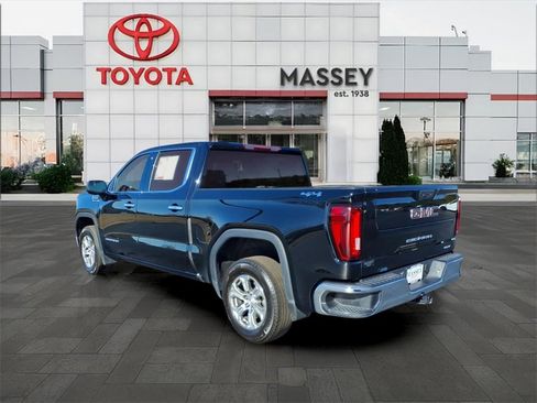 Used 2025 GMC Sierra 1500 SLT image 5