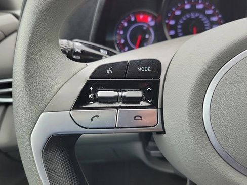 Certified 2023 Hyundai Elantra SEL FWD image 19