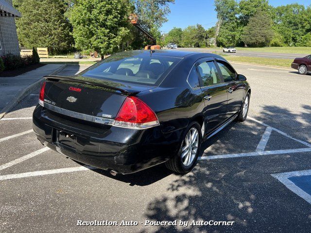 Used 2010 Chevrolet Impala LTZ FWD image 3