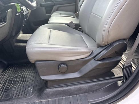 Used 2018 Ford F250 XL w/ Power Equipment Group image 16