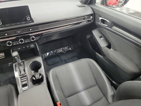 Used 2025 Honda Civic Sport image 16