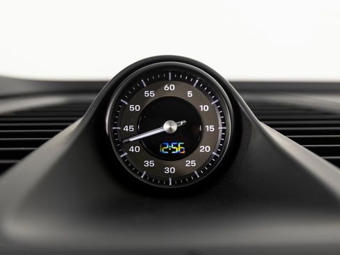 New 2025 Porsche Macan Turbo Electric image 34