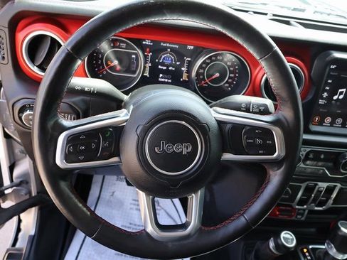 Used 2020 Jeep Gladiator Rubicon AWD/4WD image 36