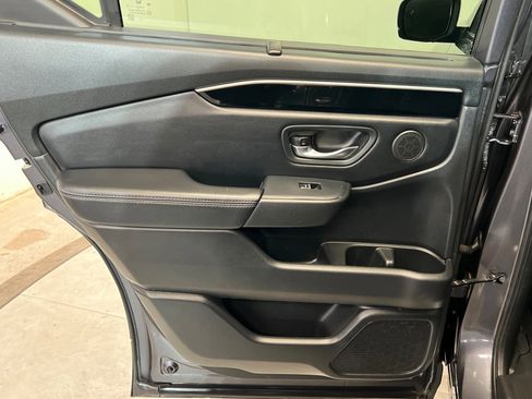 Used 2023 Honda Pilot EX-L image 18