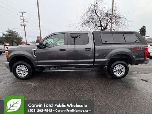 Used 2017 Ford F250 XL w/ STX Appearance Package image 8