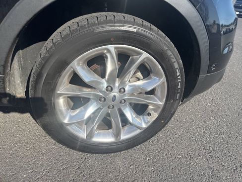 Used 2013 Ford Explorer Limited image 9