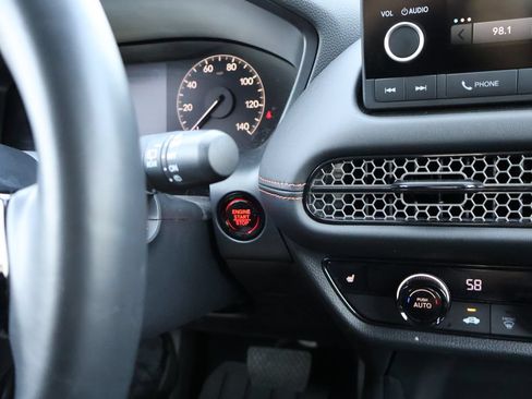 Certified 2025 Honda HR-V Sport image 26