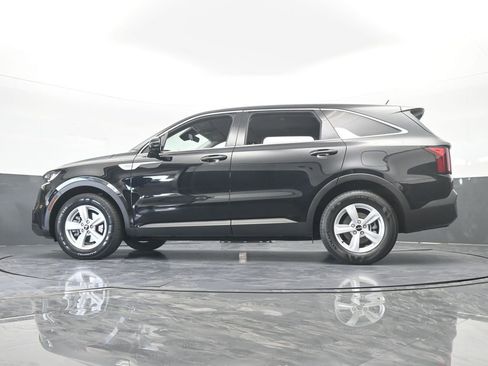 Used 2022 Kia Sorento LX image 55