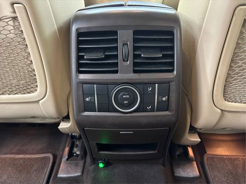 Used 2019 Mercedes-Benz GLS 450 4MATIC image 29