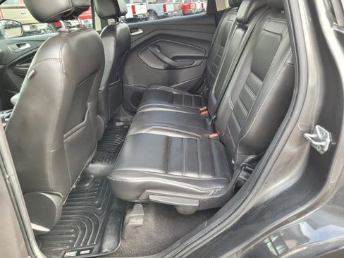 Used 2017 Ford Escape Titanium w/ Equipment Group 301A AWD/4WD image 13