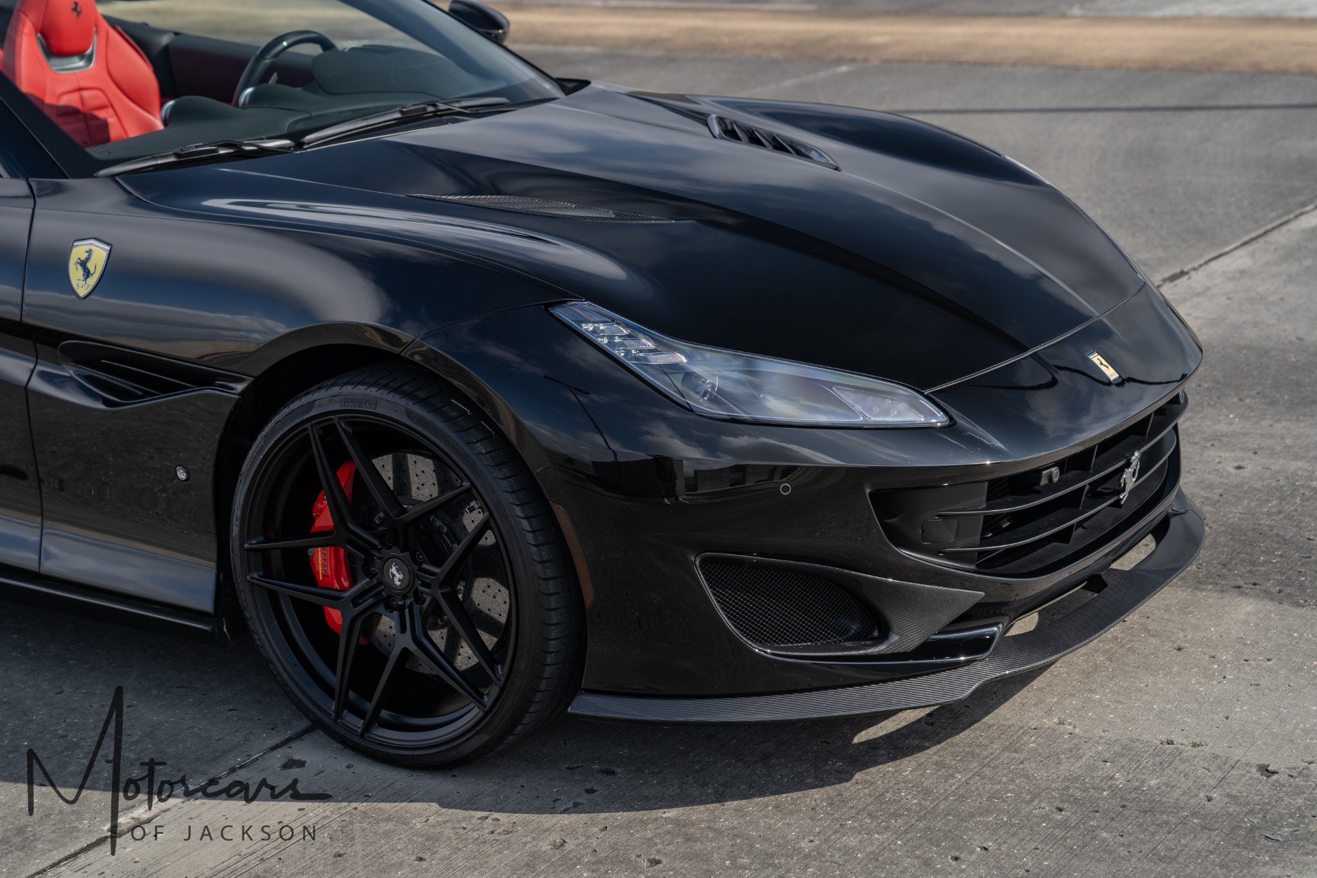 Used 2019 Ferrari Portofino RWD image 25