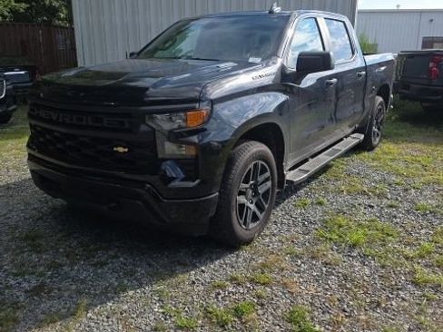 Used 2026 Chevrolet Silverado 1500 Custom AWD/4WD image 3