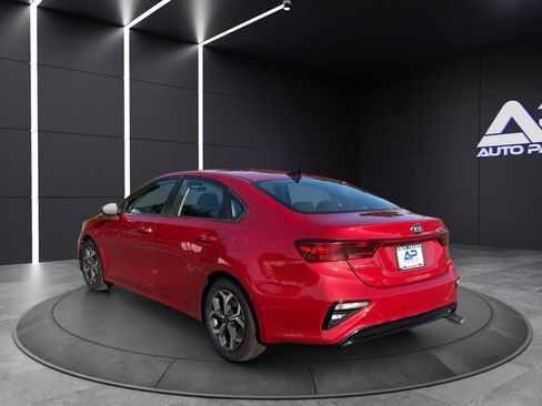 Used 2021 Kia Forte LXS image 4