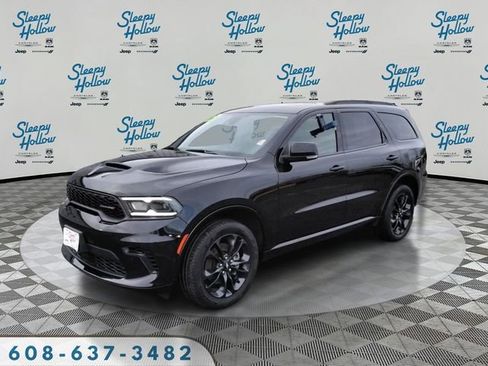 Used 2025 Dodge Durango GT image 1