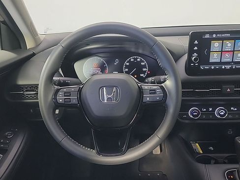 Certified 2024 Honda HR-V EX-L image 20