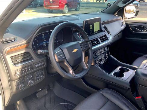 Used 2024 Chevrolet Tahoe High Country image 16