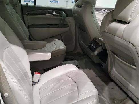 Used 2015 Buick Enclave Leather image 17