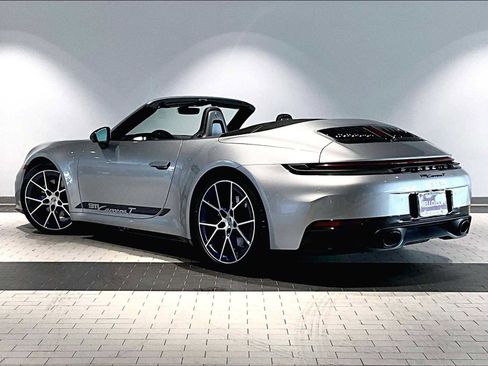 New 2026 Porsche 911 Carrera T image 3