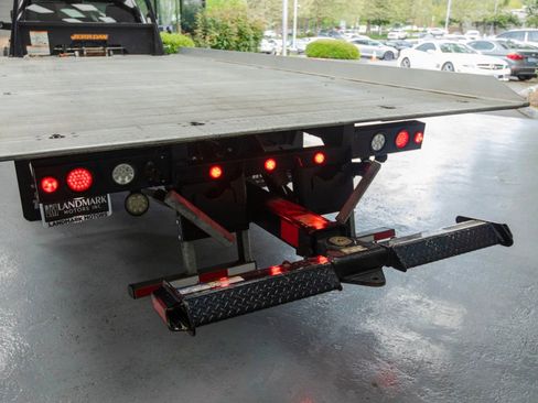 Used 2022 RAM 5500 SLT w/ Quick Order Package 2YG SLT RWD image 31
