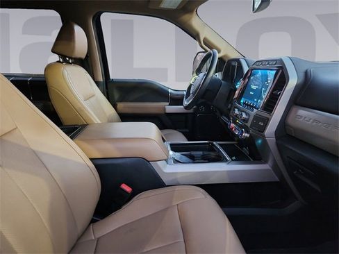 Used 2022 Ford F250 Lariat w/ Lariat Ultimate Package image 17