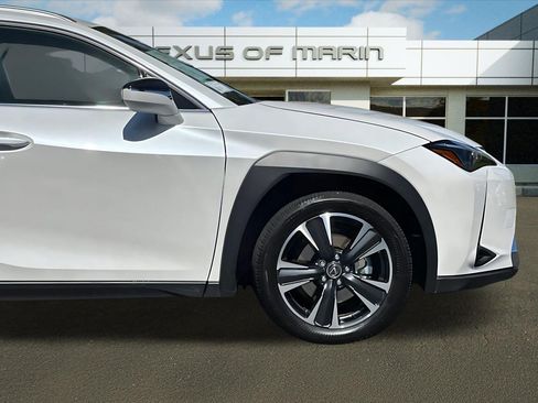 Used 2025 Lexus UX 300h FWD w/ Accessory Package (Z2) image 35