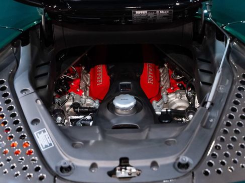 Certified 2022 Ferrari SF90 Spider AWD/4WD image 19