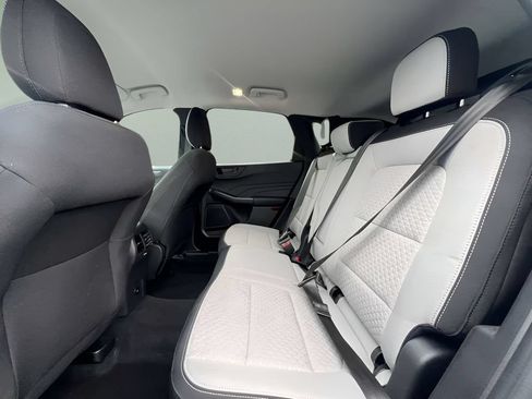 Used 2024 Ford Escape Active w/ Cold Weather Package FWD image 19