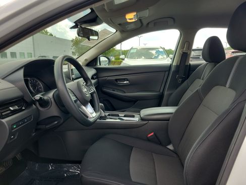 Certified 2024 Nissan Sentra SV FWD image 15