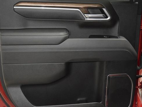 Used 2025 Chevrolet Silverado 1500 RST image 41