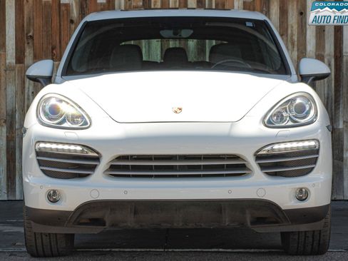 Used 2014 Porsche Cayenne Platinum Edition AWD/4WD image 6