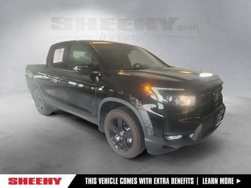 Used 2025 Honda Ridgeline Black Edition image 1