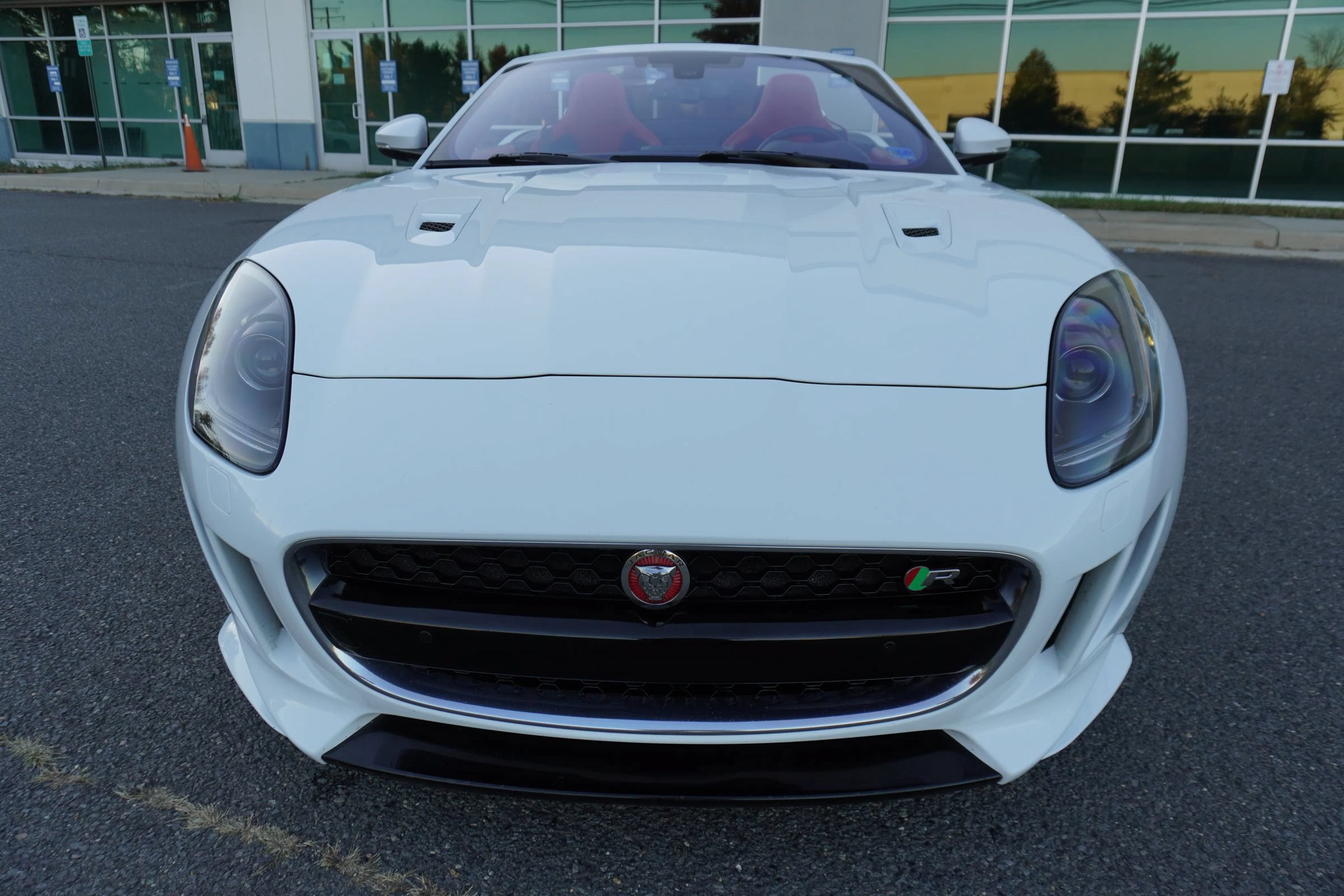Used 2017 Jaguar F-TYPE R AWD/4WD image 22