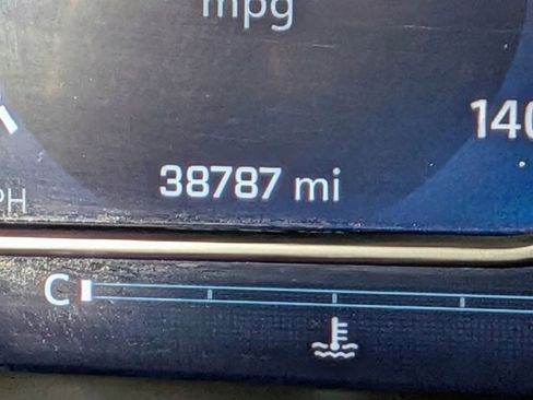 Certified 2024 Chevrolet Silverado 2500 LT image 20