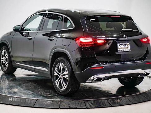 Used 2025 Mercedes-Benz GLA 250 image 2