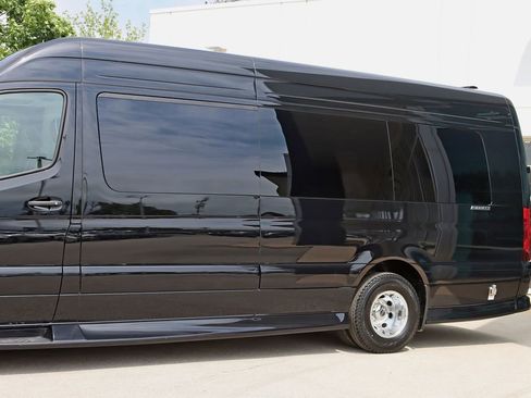 Used 2026 Mercedes-Benz Sprinter 3500 image 6