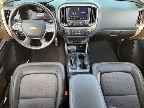 Used 2019 Chevrolet Colorado Z71 image 24