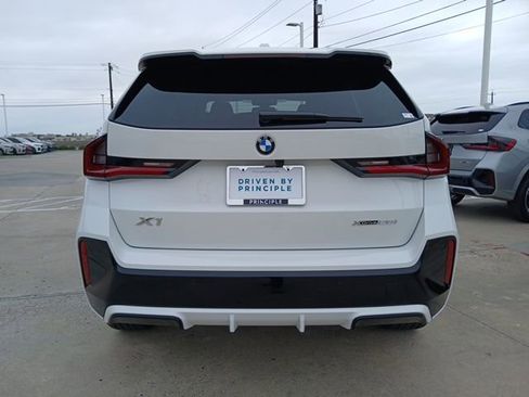 New 2026 BMW X1 xDrive28i w/ Technology Package AWD/4WD image 9